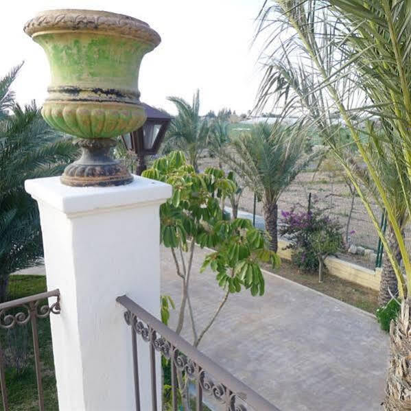 Finca Santa Barbara إلتشه المظهر الخارجي الصورة